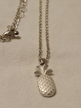 Silver Pineapple Pendant Necklace - Silver